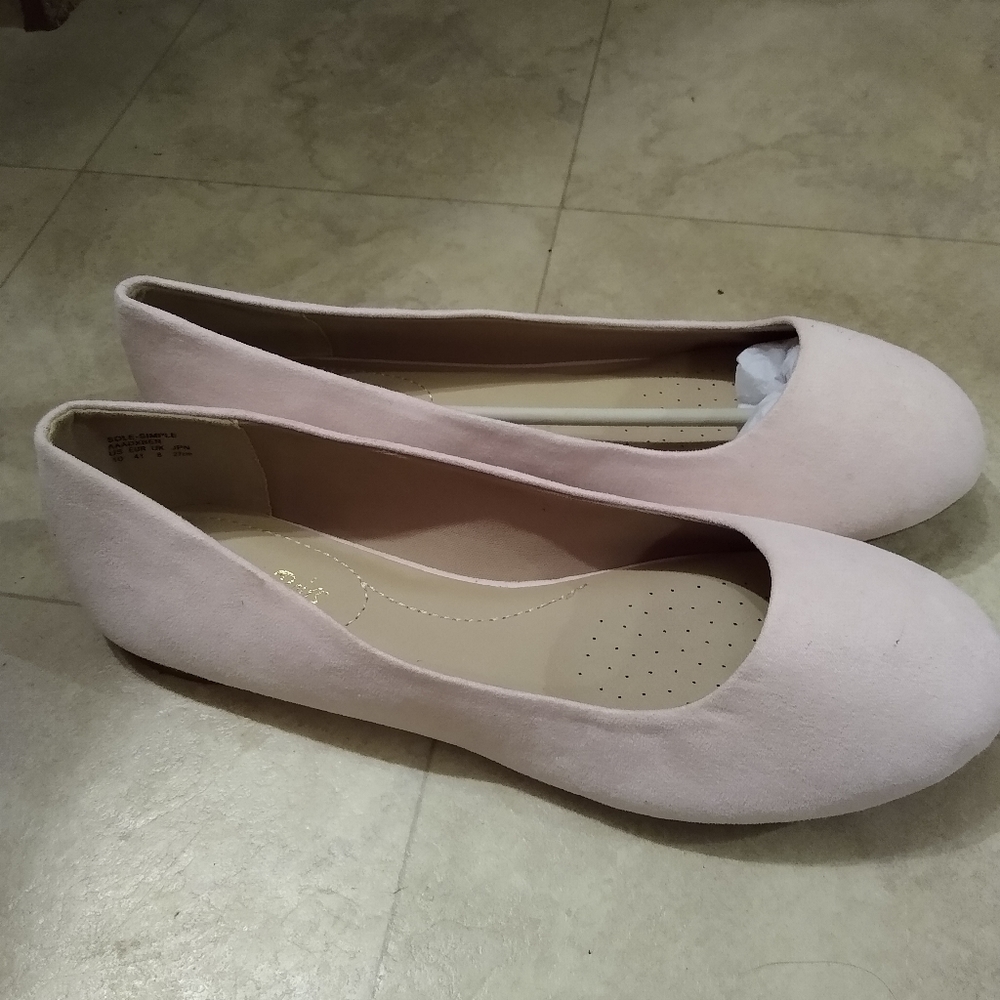 Light pink suede flats